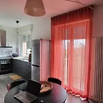Grazioso Zona Mecenate - S.giulia Апартаменты