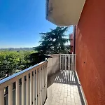 Grazioso Zona Mecenate - S.giulia * Милан