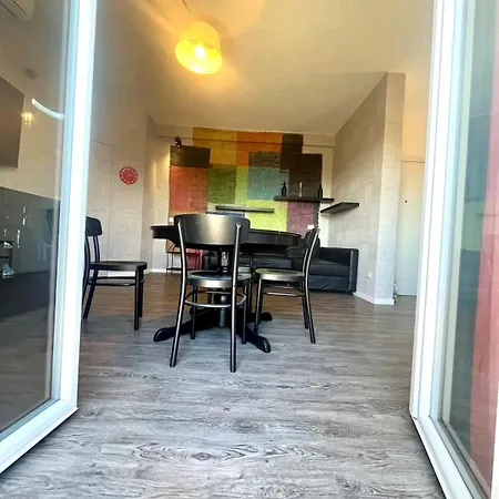 Grazioso Zona Mecenate - S.giulia Appartement *
